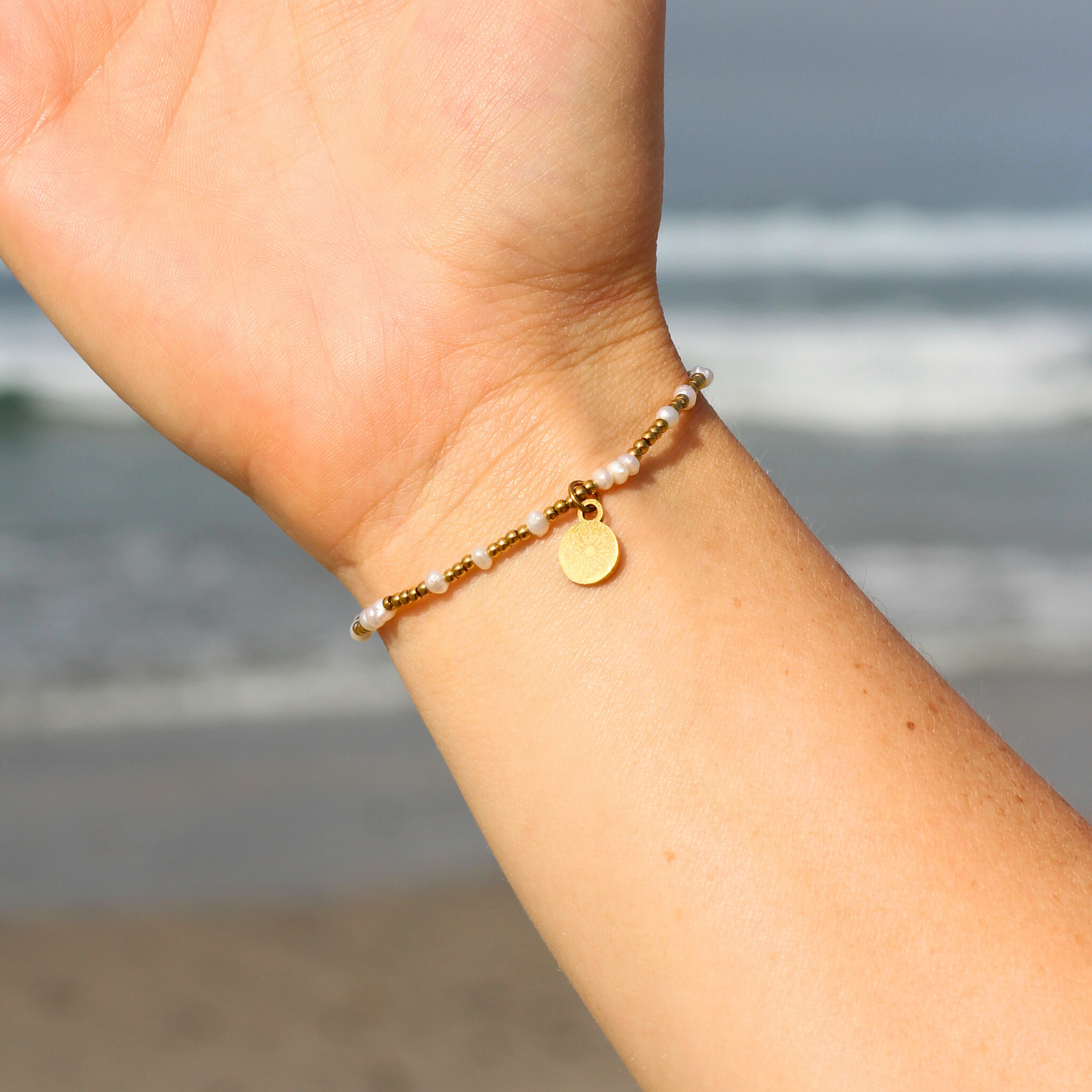 Mixed Gold & Pearl Beaded Bracelet